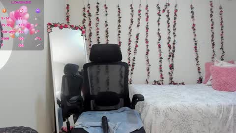   Mariam Castiblanco online show from November 24, 6:07 pm