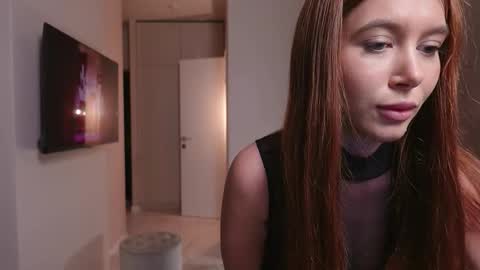 mariameella online show from November 27, 12:07 pm