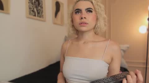 Marian online show from February 23, 7:11 pm