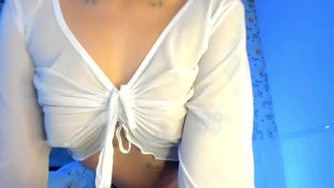 mariana_babe_ online show from December 4, 9:46 pm