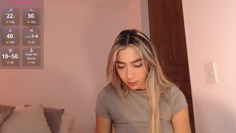 Mariana online show from October 14, 7:36 pm