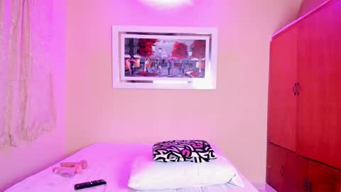 mariana mauricio online show from January 25, 5:51 am