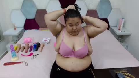 Snapshot of marianabbw_ chatting on March 29, 4:51 pm mariana online show from March 29, 4:51 pm