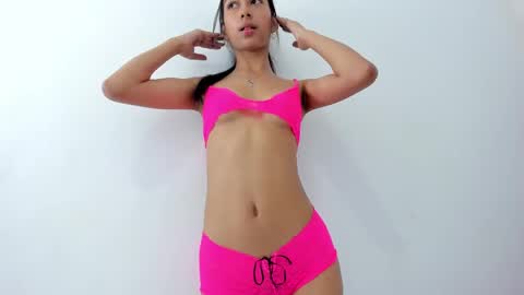 Snapshot of marianagarcia_1 chatting on September 15, 7:47 pm Mariana Garcia online show from September 15, 7:47 pm