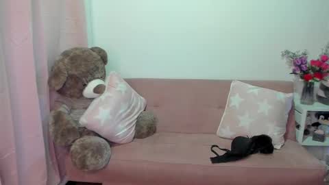 Mariana Lopez online show from March 11, 6:21 am