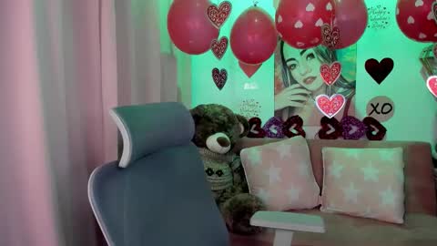 Mariana Lopez online show from February 15, 1:24 am