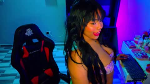 Snapshot of marianapradax chatting on November 3, 5:09 am Mariana Prada online show from November 3, 5:09 am