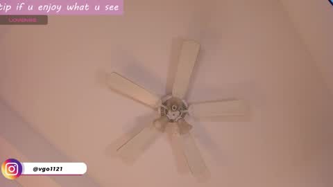 Snapshot of marianasynn_ chatting on April 21, 1:07 am online show from April 21, 1:07 am