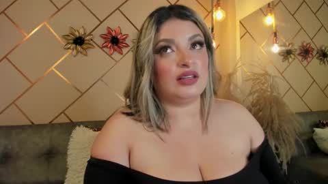 marianeporter online show from November 16, 12:49 am