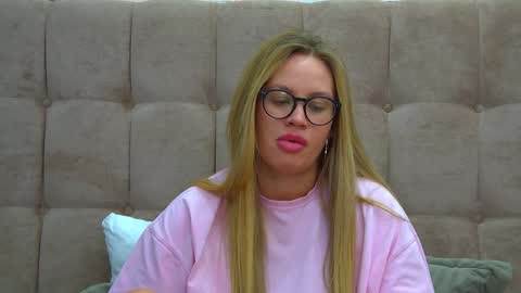 Maria online show from January 19, 1:10 am