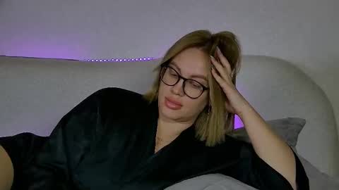 Maria online show from September 25, 7:23 am