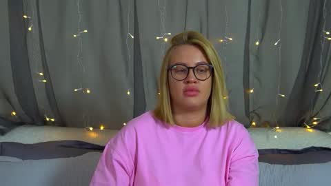 Maria online show from November 22, 6:51 pm