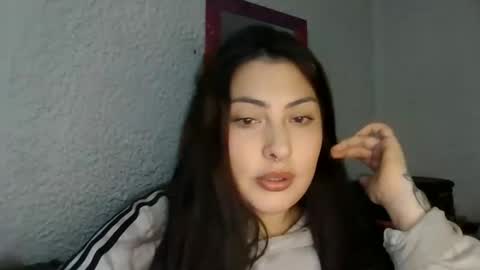Snapshot of mariannajane_ chatting on November 10, 1:59 am mariannajane_ online show from November 10, 1:59 am