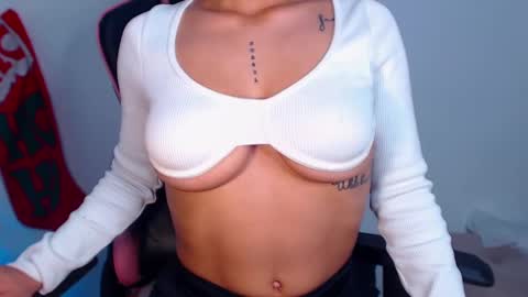 M A R I A N E online show from January 2, 9:11 am