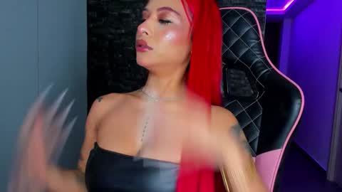 M A R I A N E online show from September 22, 4:58 am