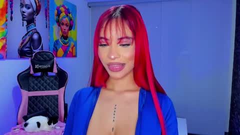 M A R I A N E online show from December 21, 3:46 am