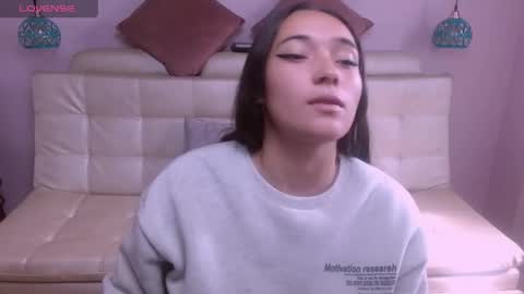Snapshot of marianne_cam chatting on April 24, 2:19 pm marianne_cam online show from April 24, 2:19 pm