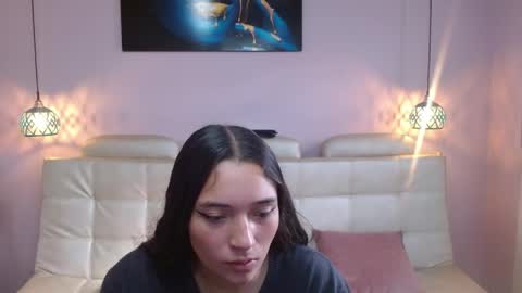 Snapshot of marianne_cam chatting on May 20, 1:06 pm marianne_cam online show from May 20, 1:06 pm