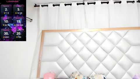 marianrosse online show from October 15, 9:04 pm