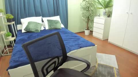 mariarobinsone online show from October 12, 11:20 am