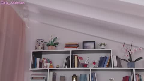 Maria online show from March 4, 7:53 pm