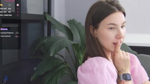 Snapshot of marie_diaze chatting on April 10, 11:59 am Marie LEAVE YOUR WITH ME online show from April 10, 11:59 am