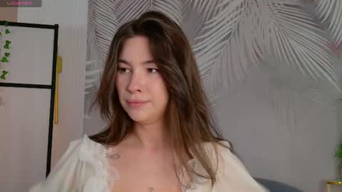 Snapshot of marie_diaze chatting on June 10, 5:28 am Marie LEAVE YOUR WITH ME online show from June 10, 5:28 am