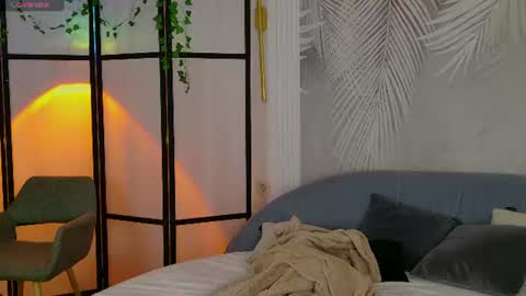 Snapshot of marie_diaze chatting on June 15, 5:09 am Marie LEAVE YOUR WITH ME online show from June 15, 5:09 am