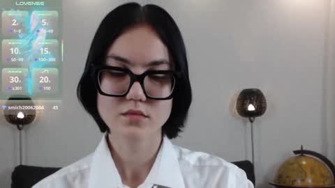 Marie Fitch online show from November 19, 2:00 am