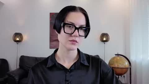 Snapshot of marie_fitch chatting on June 11, 3:48 am Marie Fitch online show from June 11, 3:48 am