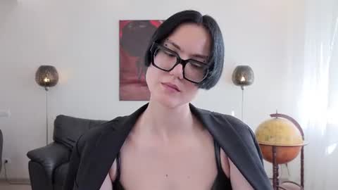 Snapshot of marie_fitch chatting on June 25, 5:12 am Marie Fitch online show from June 25, 5:12 am
