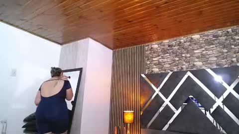 Snapshot of marie_hss chatting on April 22, 3:35 pm marie_hss online show from April 22, 3:35 pm
