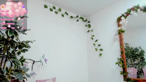 Mariee online show from April 7, 9:48 pm