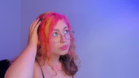 Mariee online show from May 31, 7:37 pm