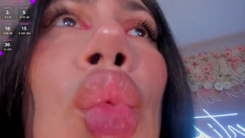  Im Marie Jane  online show from December 18, 2:06 pm