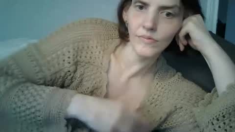 Mariejojo online show from November 22, 4:50 pm