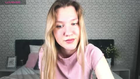 mariel_brown online show from January 6, 5:59 pm
