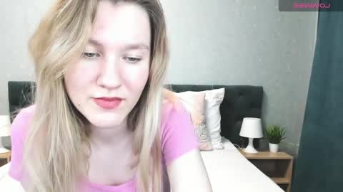 mariel_brown online show from January 24, 8:02 am