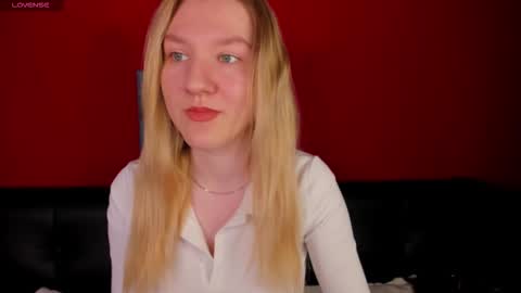 mariel_brown online show from September 17, 8:27 am