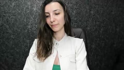 Snapshot of marielleanker chatting on September 12, 2:11 am marielleanker online show from September 12, 2:11 am