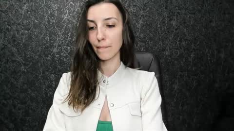 Snapshot of marielleanker chatting on October 7, 11:46 pm marielleanker online show from October 7, 11:46 pm