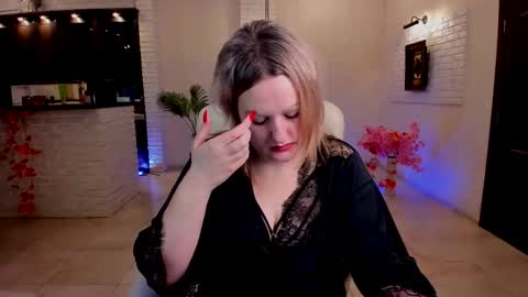 mariemlui online show from December 4, 11:19 am