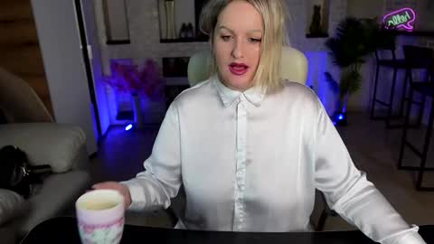 mariemlui online show from March 13, 3:51 pm