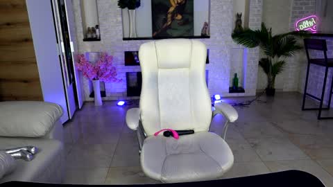 mariemlui online show from April 10, 4:12 pm