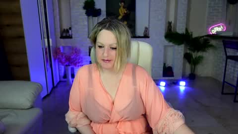 mariemlui online show from April 16, 3:24 pm