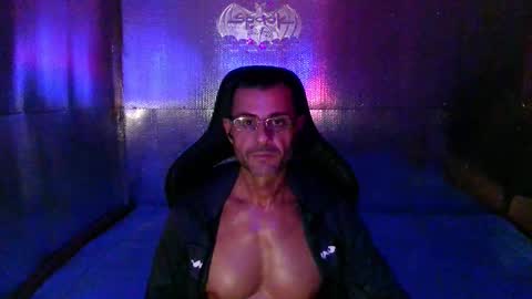 Snapshot of mariettee chatting on January 17, 1:43 am Djpegasus online show from January 17, 1:43 am