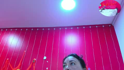 MARIHAM AND MURATH online show from October 22, 9:31 am