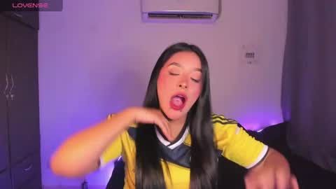 Snapshot of mariiana_hasper chatting on June 21, 3:09 am Mariana Hasper online show from June 21, 3:09 am