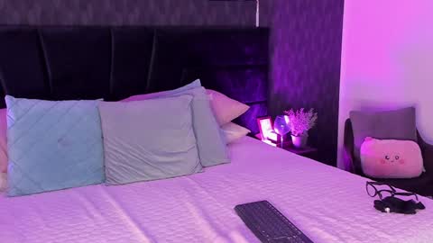 Snapshot of mariianna_lopez_ chatting on January 31, 5:42 pm Mariana online show from January 31, 5:42 pm