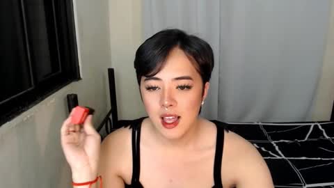 Snapshot of marikosue01 chatting on February 11, 1:51 pm marikosue online show from February 11, 1:51 pm